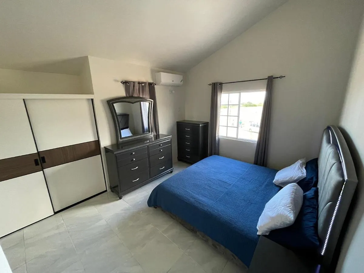 Two King Beds Near Puerto Seco Beach Discovery Bay Holiday home