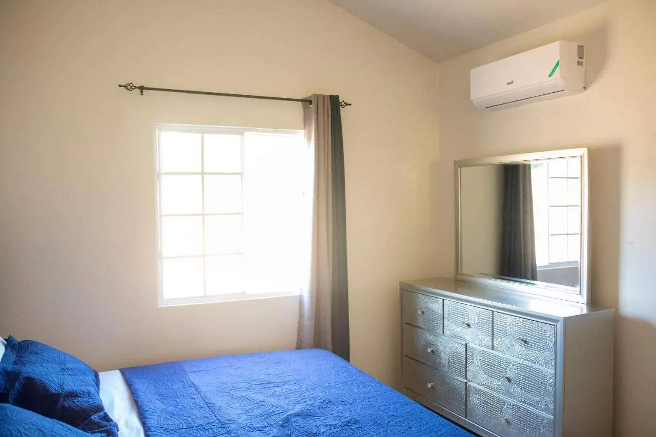 Two King Beds Near Puerto Seco Beach ديسكفري باي 0*,  جامايكا
