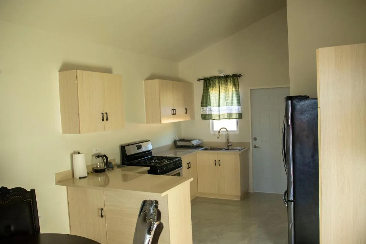 بيت للعطل Two King Beds Near Puerto Seco Beach ديسكفري باي جامايكا